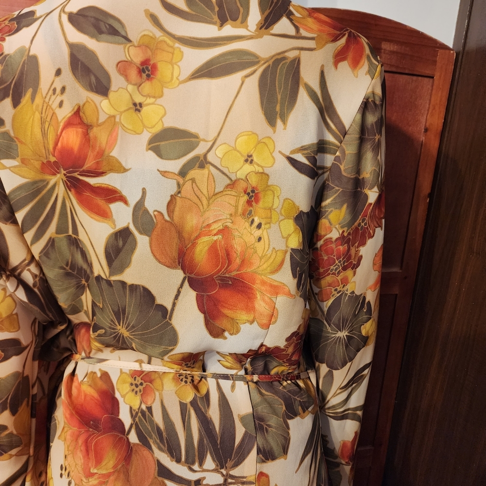 Blouse - Picture 8 of 10